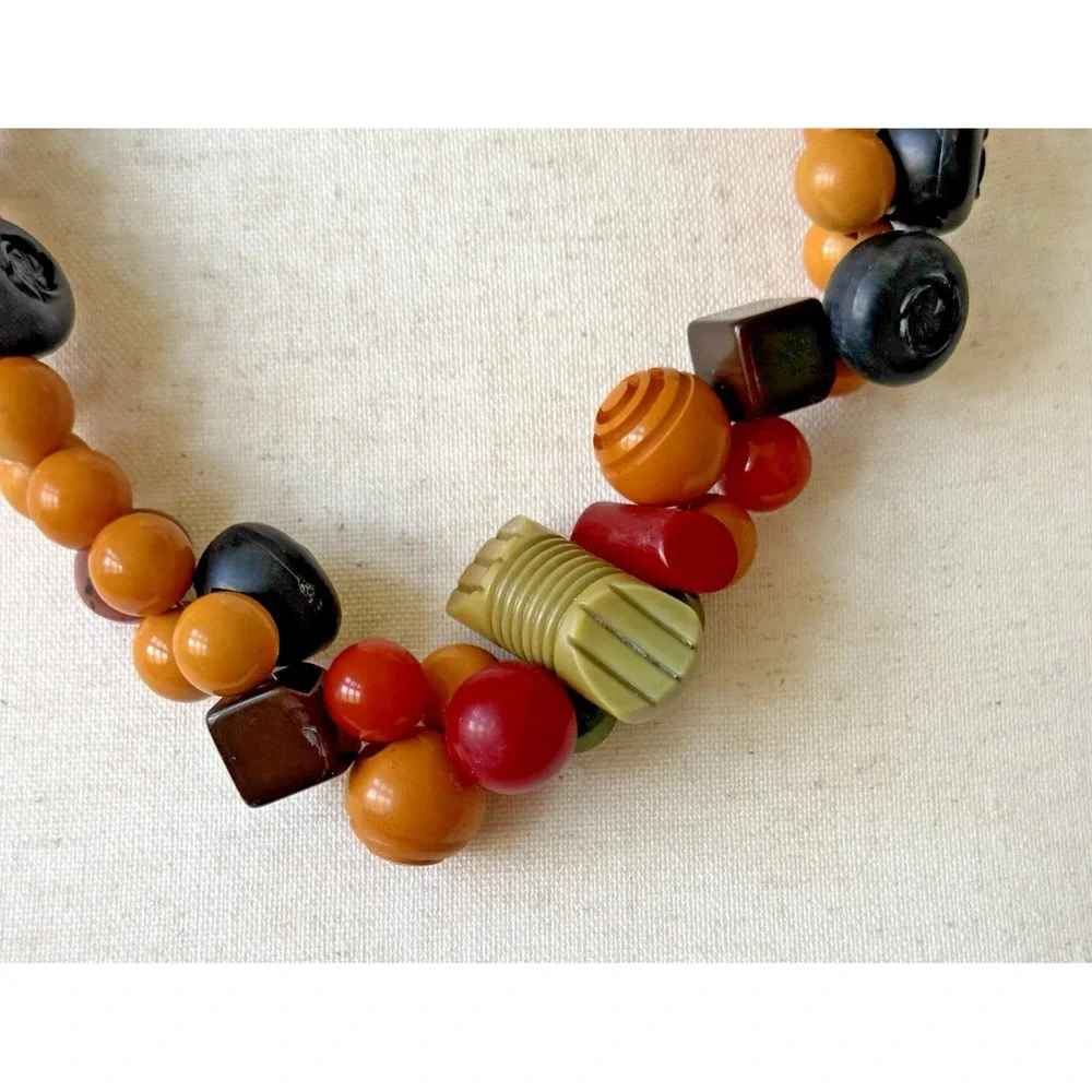Vintage Handmade Tested Bakelite Bead Necklace 23